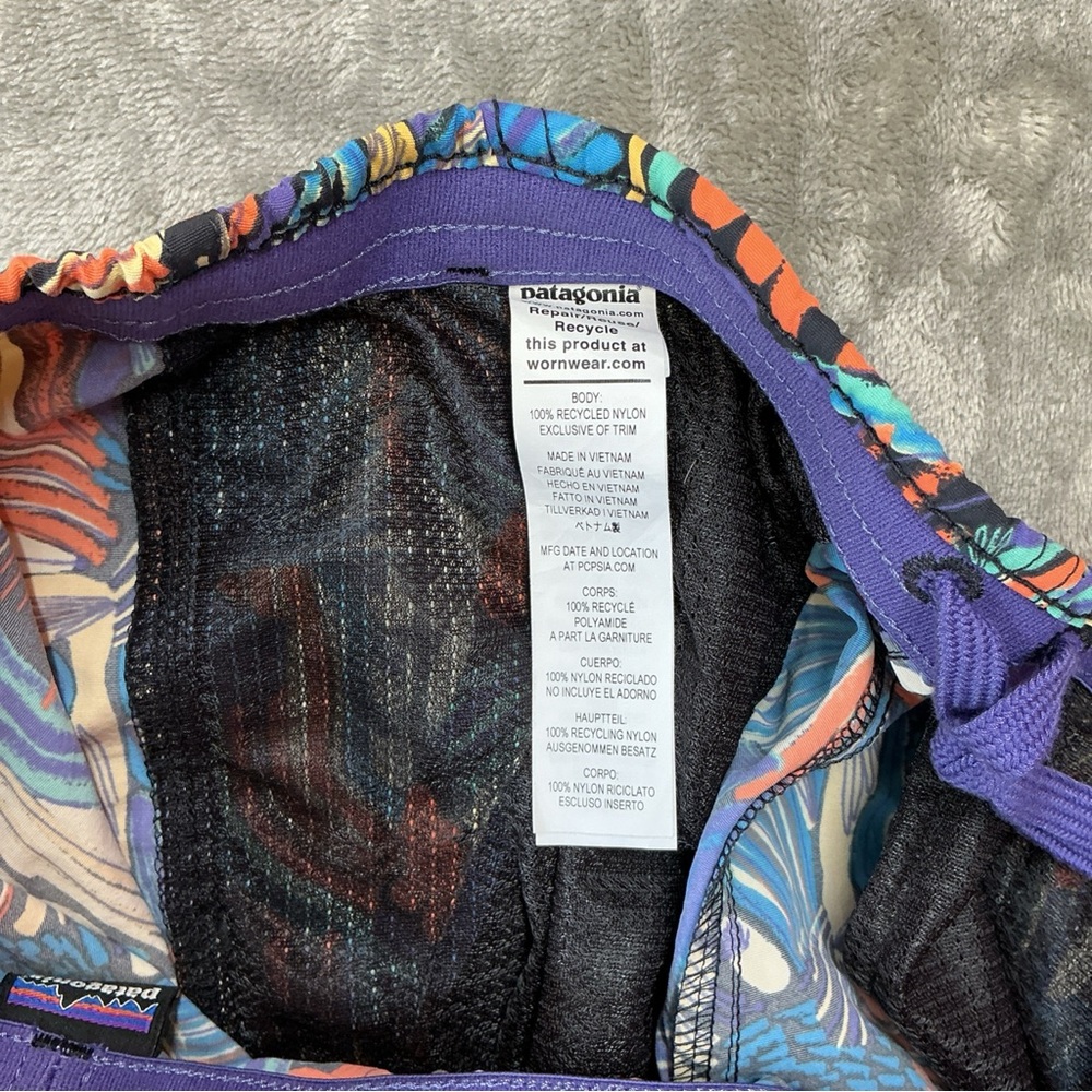 PATAGONIA Women’s BAGGIES 5" Swim SHORTS tropical Print size Small multi color - Picture 5 of 12